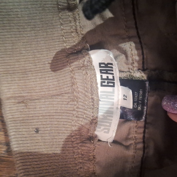 Camouflage Girls Pants - Picture 2 of 4